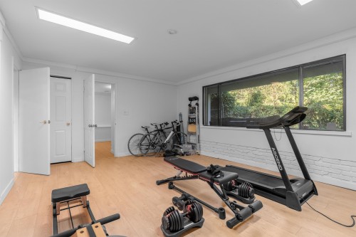 1835 Arborlynn Drive, North Vancouver, BC 