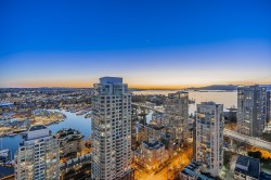 270X-1455 Howe Street  Vancouver, BC V6Z 1C2
