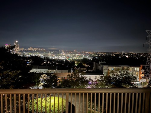 306-3740 Albert Street, Burnaby, BC 