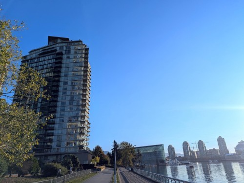 503-8 Smithe Mews, Vancouver, BC 