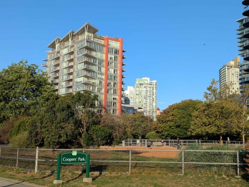 503-8 Smithe Mews, Vancouver, BC 