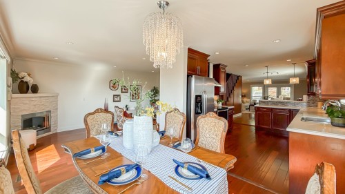 1291 Lansdowne Drive, Coquitlam, BC 