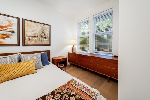 966 16Th Avenue W, Vancouver, BC 