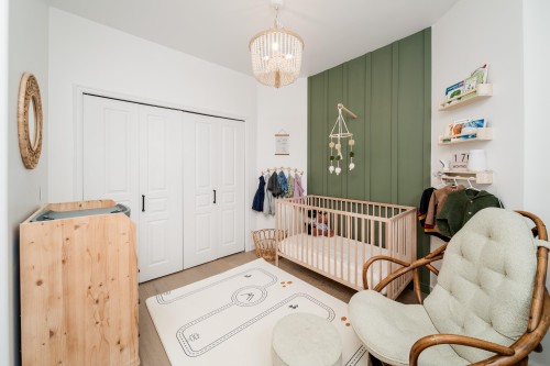 966 16Th Avenue W, Vancouver, BC 