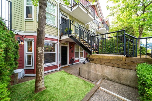 966 16Th Avenue W, Vancouver, BC 