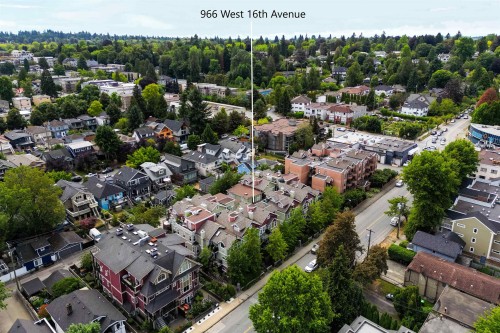 966 16Th Avenue W, Vancouver, BC 