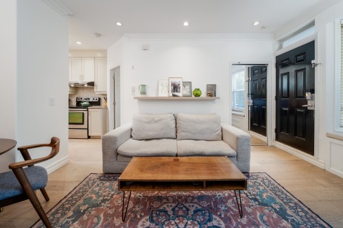 966 16Th Avenue W, Vancouver, BC 