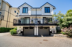 4320 Knight Street  Vancouver, BC V5N 3M5
