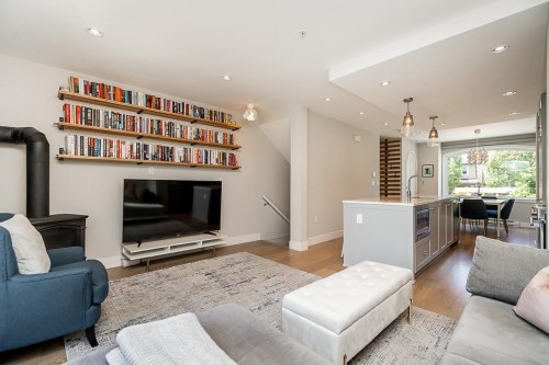 4320 Knight Street, Vancouver, BC 