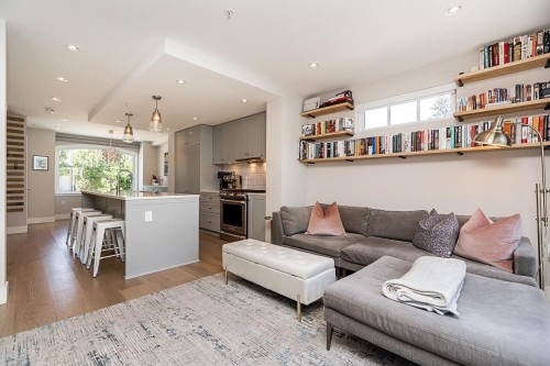 4320 Knight Street, Vancouver, BC 