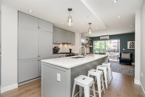 4320 Knight Street, Vancouver, BC 