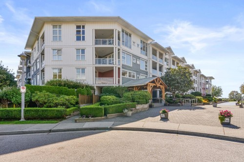 315-4600 Westwater Drive, Richmond, BC 