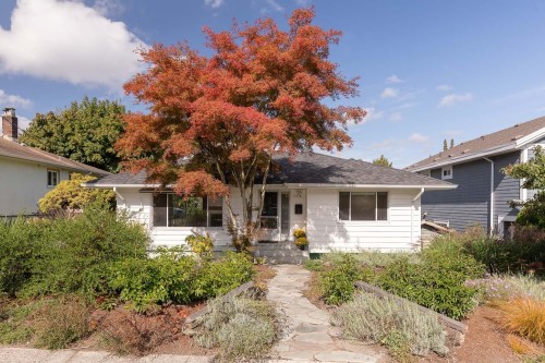 113 Eighth Avenue  New Westminster, BC V3L 1X9