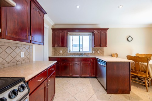 2845 Mccoomb Drive, Coquitlam, BC 