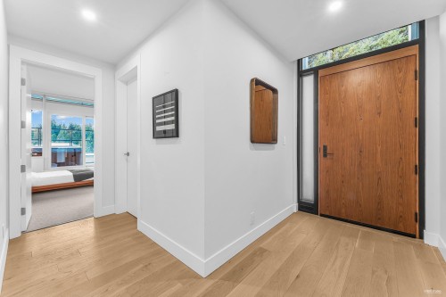 1002-6707 Nelson Avenue, West Vancouver, BC 