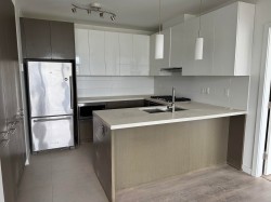 3707-3080 Lincoln Avenue  Coquitlam, BC V3B 0L9