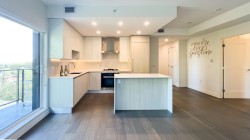 402-488 58th Avenue W Vancouver, BC V5X 1V5