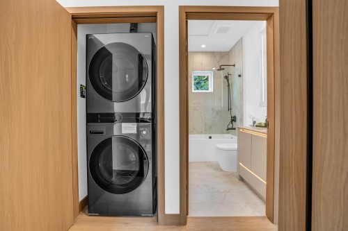 4029 33Rd Avenue W, Vancouver, BC 