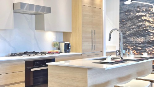 Sl20-10333 River Drive, Richmond, BC 