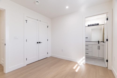 215 Mabel Street, New Westminster, BC 