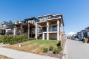 215 Mabel Street, New Westminster, BC 