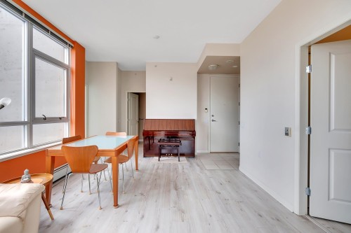 1403-120 16Th Street W, North Vancouver, BC 