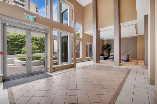 1403-120 16Th Street W, North Vancouver, BC 