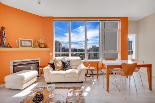 1403-120 16Th Street W, North Vancouver, BC 