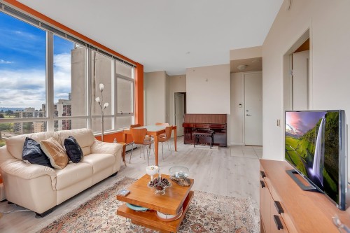 1403-120 16Th Street W, North Vancouver, BC 