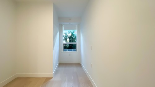 205-1331 Marine Drive, West Vancouver, BC 