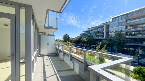 205-1331 Marine Drive, West Vancouver, BC 