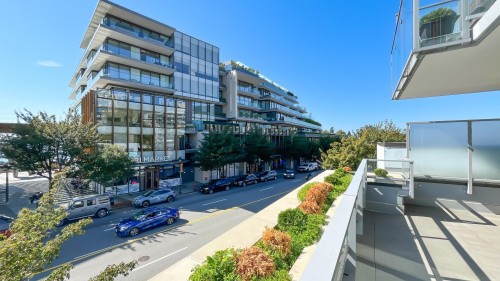 205-1331 Marine Drive, West Vancouver, BC 