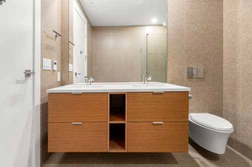 404-6699 Nelson Avenue, West Vancouver, BC 