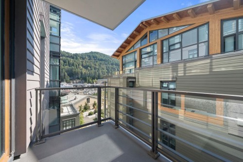 404-6699 Nelson Avenue, West Vancouver, BC 