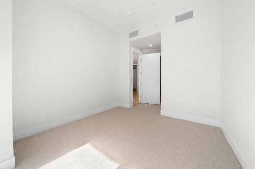 404-6699 Nelson Avenue, West Vancouver, BC 