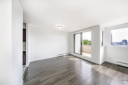 302-225 Sixth Street, New Westminster, BC 