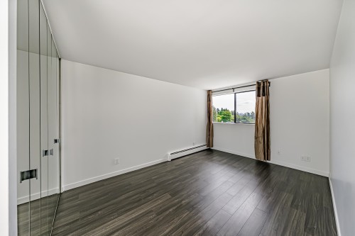 302-225 Sixth Street, New Westminster, BC 