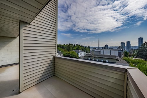 302-225 Sixth Street, New Westminster, BC 