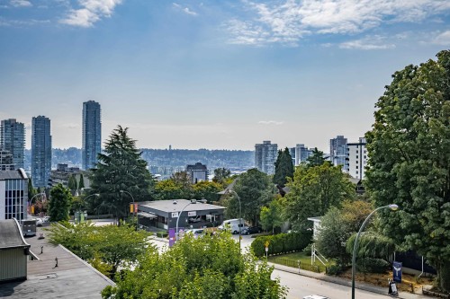 302-225 Sixth Street, New Westminster, BC 