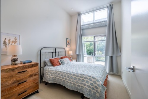 6-9150 University High Street, Burnaby, BC 