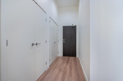 6-9150 University High Street, Burnaby, BC 