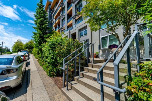 6-9150 University High Street, Burnaby, BC 