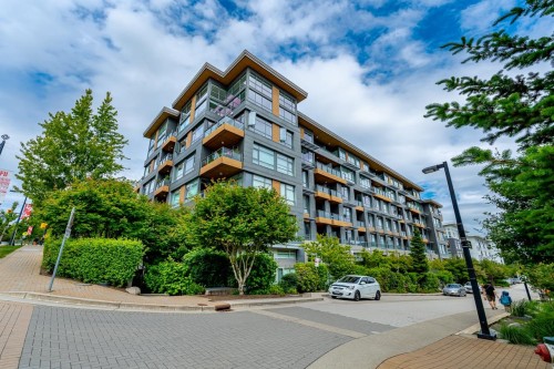 6-9150 University High Street, Burnaby, BC 