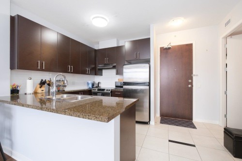 702-4250 Dawson Street, Burnaby, BC 