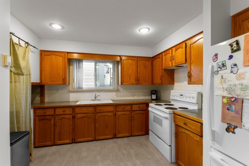 6771 Winch Street, Burnaby, BC 