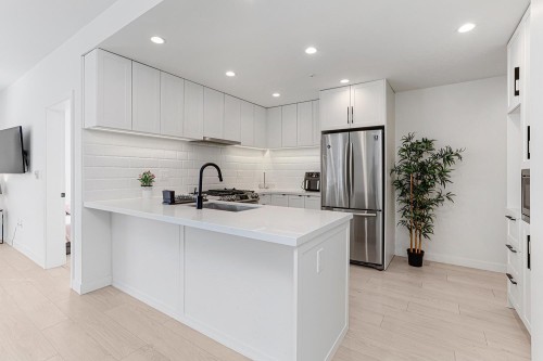 313-3018 St George Street, Port Moody, BC 