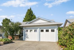 12201 Irving Street  Maple Ridge, BC V2X 9S2