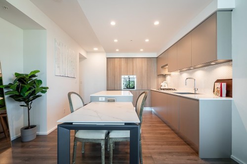 2401-3833 Evergreen Place, Burnaby, BC 