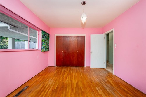 723 Handsworth Road, North Vancouver, BC 