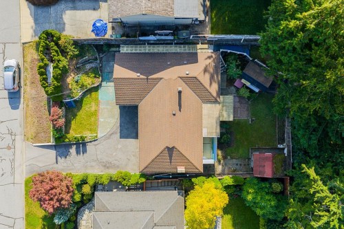 723 Handsworth Road, North Vancouver, BC 